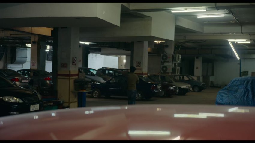 Despatch (2024) Hindi Zee5 Web Dl 720p