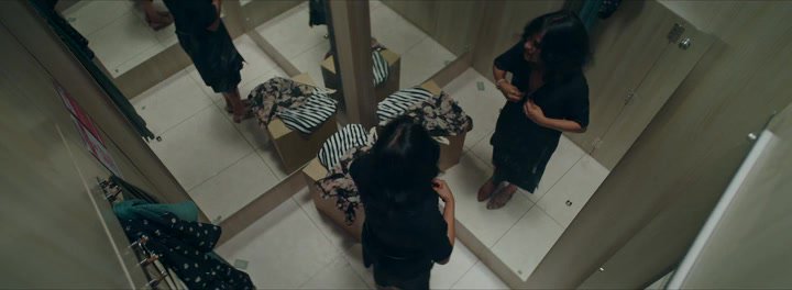 Lokah Chapter 1(2025) Hq Hdrip X264 Aac 700mb Esub(1)(1)