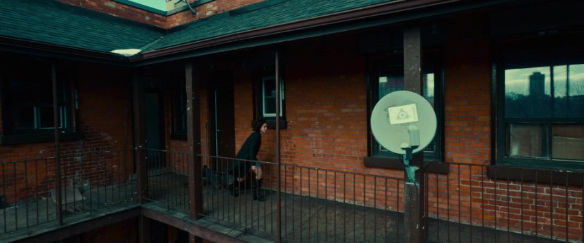 Simulant (2023) (Hindi Dd5 1 224kbps + English Dd5 1) Du